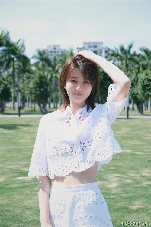 娛樂吃瓜醬崗位裝大人